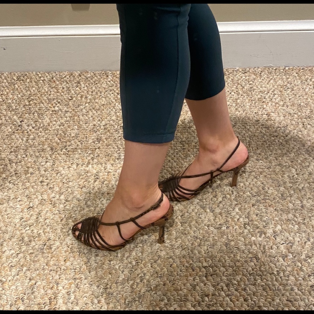 Bandolino gorgeous brown “snake skin” sandals